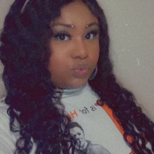 Meet your Posher, Cara